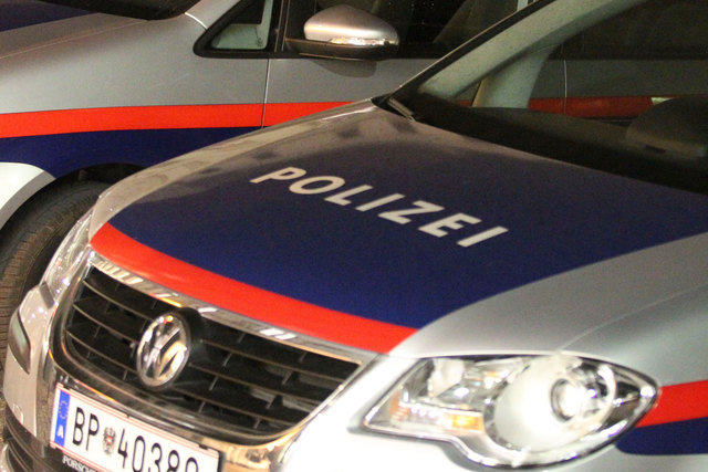 Die Polizei (Symbolfoto) bittet um Hinweise aus der Bevölkerung. Diese werden bei der Inspektion Seekirchen und telefonisch unter 059133-5126 entgegen genommen. | Foto: Franz Neumayr