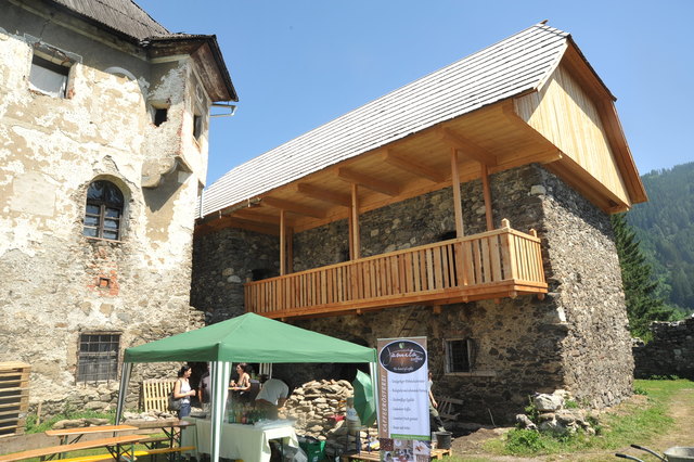 Schloß Hanfelden wieder im Blickpunkt der Öffentlichkeit - Murtal