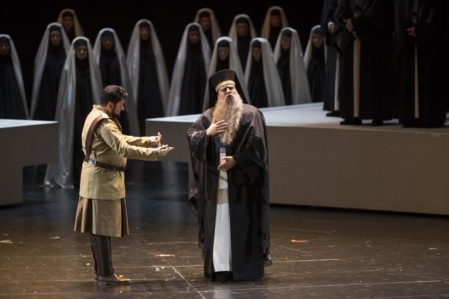 Fotoprobe Giuseppe Verdi AIDA Foto: Neumayr/Leo 01.08.2017 Yusif Eyvazov (Radames) und Dmitry Belosselskiy (Ramfis)