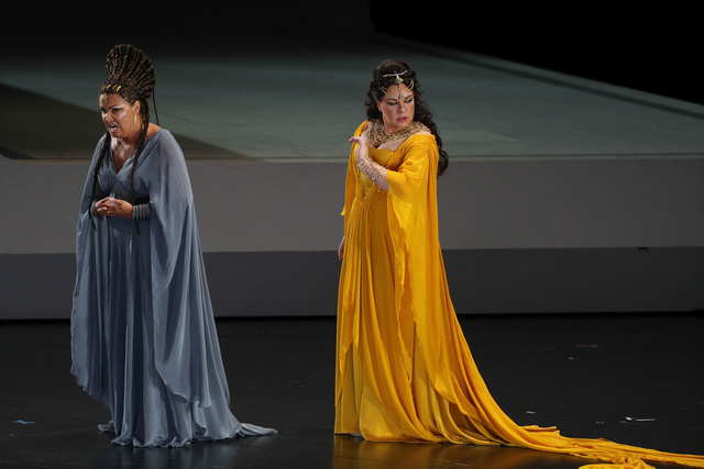 Salzburger Festspele 2017Fotoprobe "AIDA" im Großen Festspielhaus SalzburgFoto: Franz Neumayr      3.8.2017Im Bild v.l. Anna Netrebko als Aida und Ekaterina Semenchuk als Amneris