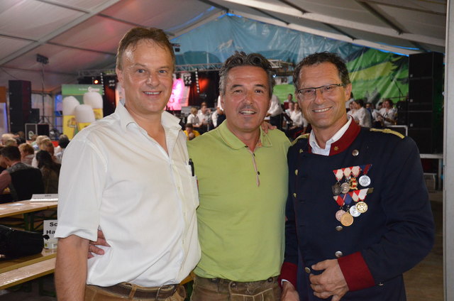 Festobmann Dr. Hermann Neureiter, Landesgolf-Präsident Kommerzialrat Josef Schilcher und Kommerzialrat Leutnant Josef Habersatter (v.li.).