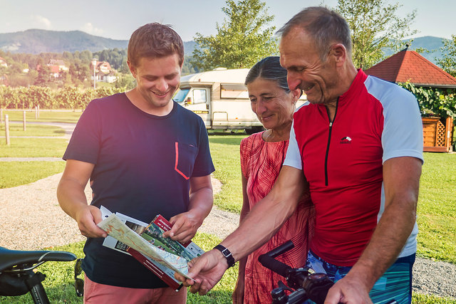 Gregor Mosers Freizeit (l.) gehört dem Projekt „Grenzenloses Mountainbiken". | Foto: Ölspur