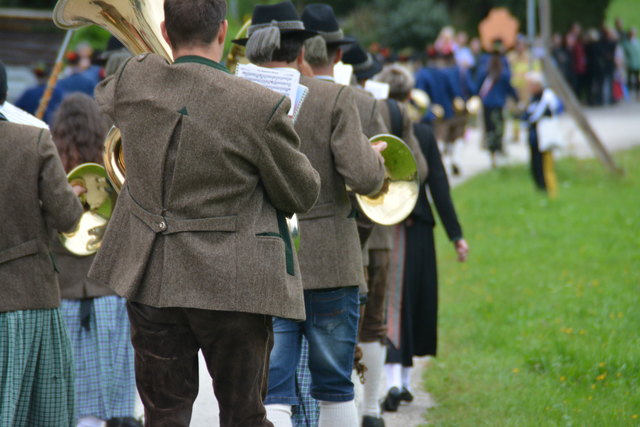 Die Trachtenkapelle Oberhaag kann's auch in Jeans