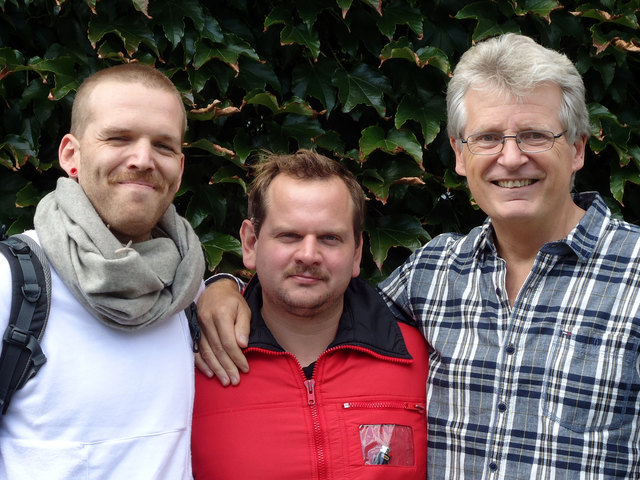 Hanibal Scheutz und Bobby Slivovsky, 5/8erl in Erhren, und Gerhard Blaboll bei "Mit Künstlern auf du und du"  https://www.facebook.com/pg/GerhardBlaboll/photos/...