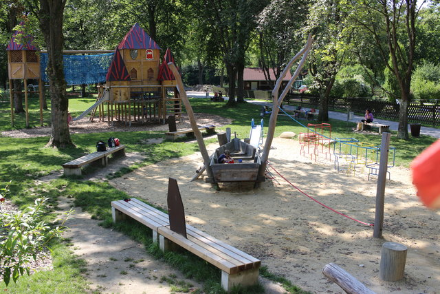 Spielplatz im Naherholungsgebiet in Braunau