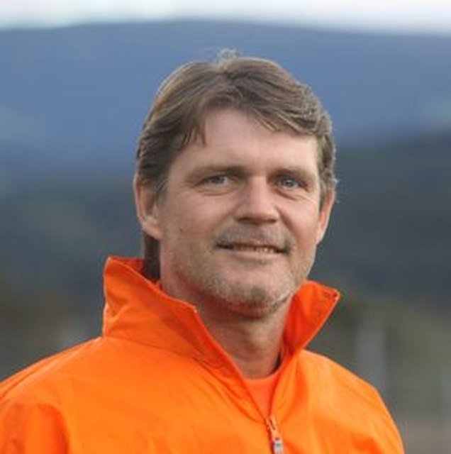 Tobelbad-Trainer Hannes Reinmayr kann zufrieden sein: Seine Elf lacht nach der ersten Unterliga-Runde von der Tabellenspitze.