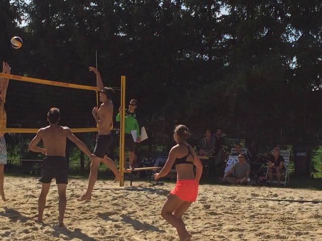 Heisser Kampf am Beachvolleyball | Foto: Foto: Stgm. Gablitz