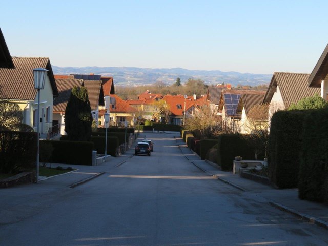 Schulstraße Ri.Norden mit Blick ins Mühlviertel