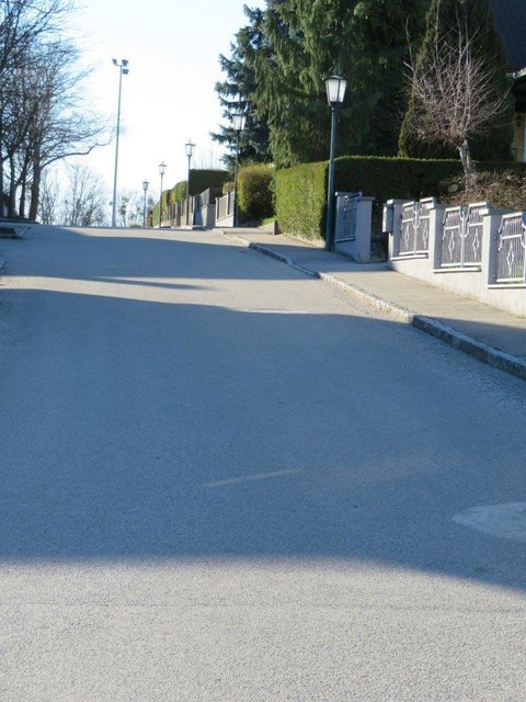 Ruhige Siedlungsstraßen führen auch wieder retour!