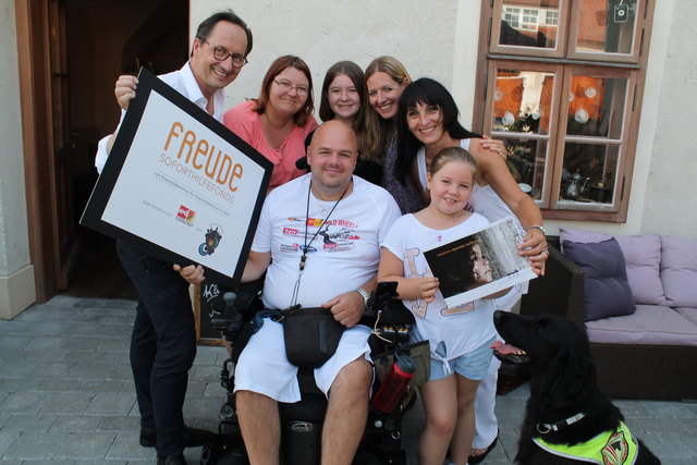 Günter Kovacs, Christina Streit, Renée Wisak, Yasmin unud Jessica Streit, Michael Streit und Cleo Ruisz | Foto: SPÖ Eisenstadt