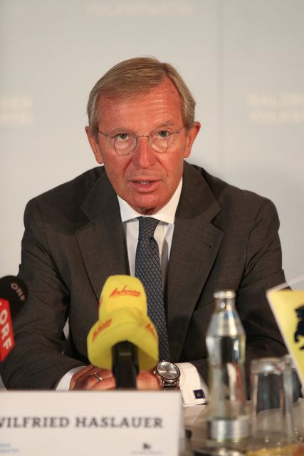 LH Wilfried Haslauer | Foto: Neumayr