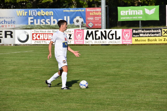 Kapitän Florian Metz