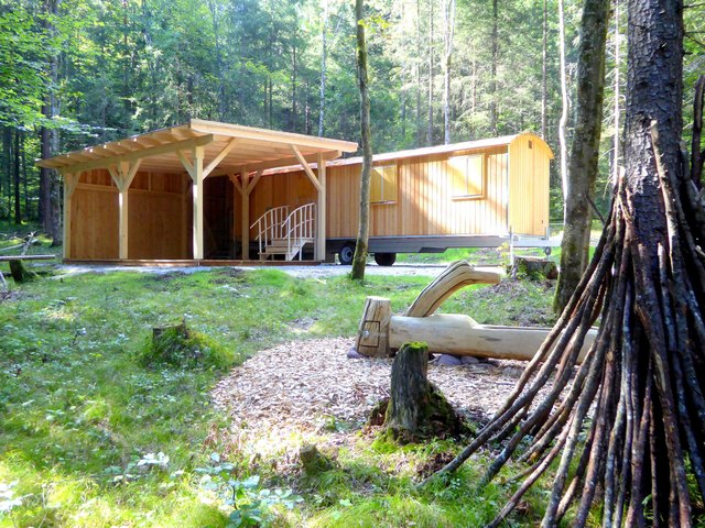 Im Gemeindewald im Breitenbacher Ortsteil First wurde ein Waldkindergarten für 17 Kids geschaffen. | Foto: Haun