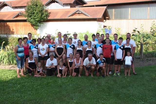 38 Taufkirchner – Erwachsene wie auch Kinder – wanderten tagelang durch Oberösterreich. | Foto: Turnverein Taufkirchen
