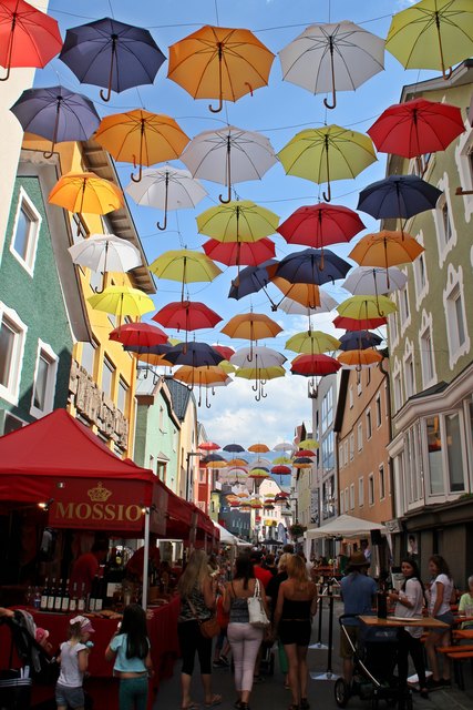 Direkt neben der Leistungsschau lockte die stimmungsvolle Kramergasse zum italienischen Markt