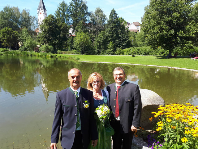 Hans Hinterreiter (r.) mit Elfriede Schleich und Leopold Steindl.