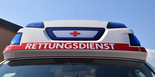 Der Motorradlenker wurde in das Klinikum gebracht | Foto: Mörth