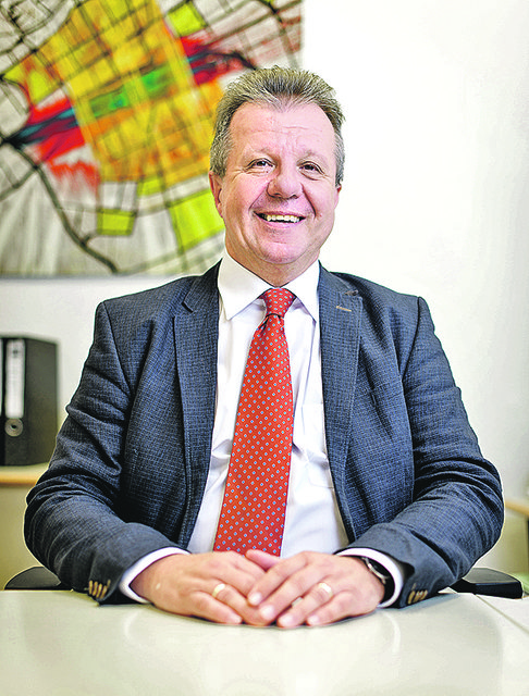 Schafwiesen frauen aus kennenlernen. Singlebrse kostenlos taiskirchen im innkreis. Straburg singlespeedshop. Meiningen slow dating. Singleboerse in Single mann in bad goisern - Vienna neu leute kennenlernen