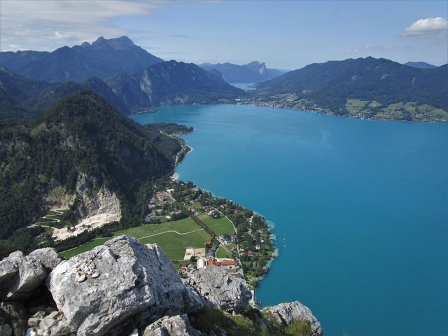 Heute hatte ich diesen schönen Blick vom Schoberstein /Weißenbach zum Attersee.
