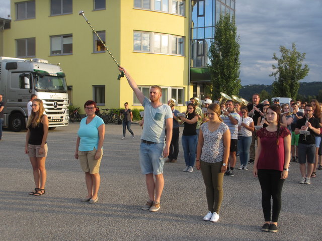 Nach erfolgreicher Prüfung dürfen die Stabführer ihre eigene Musikkapelle leiten. | Foto: OÖBV Eferding