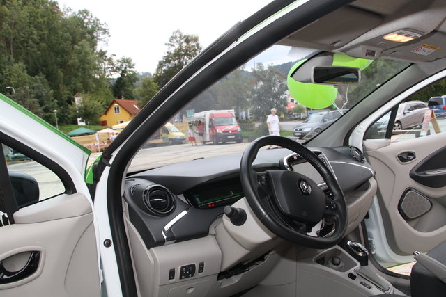 Das E-Auto ist spritzig, parkt in Grazer Kurzparkzonen gebührenfrei und steht stets aufgeladen registrierten Bürgern aus Gratwein-Straßengel zur Verfügung.