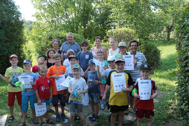 Reinhard Hadler, Ingrid Hadler, Petra Drindorfer- Zimmermann, Michaela Bäck, Birgit Ritzberger (v. r.). | Foto: ÖVP Oftering