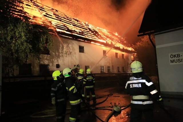 112 Feuerwehrmänner waren im Einsatz. Foto: Zeiler