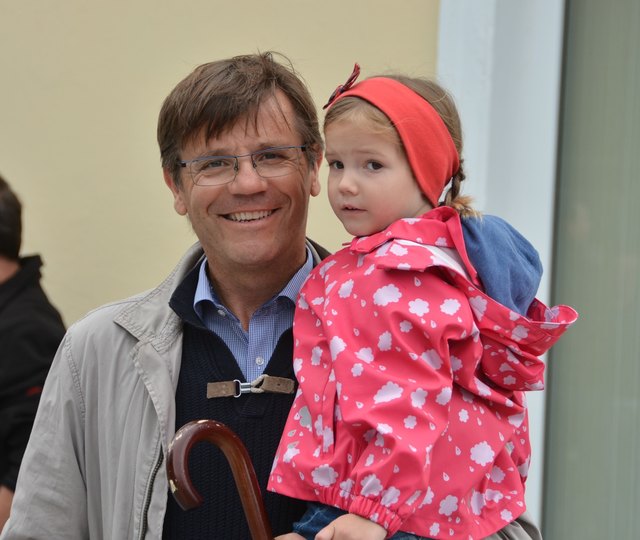 Ing. Karl Liesnig mit Enkelin Johanna