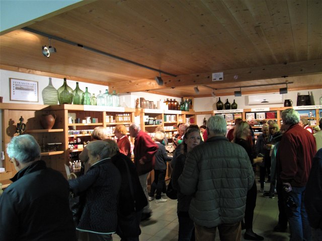 Latschenöl-Brennerei