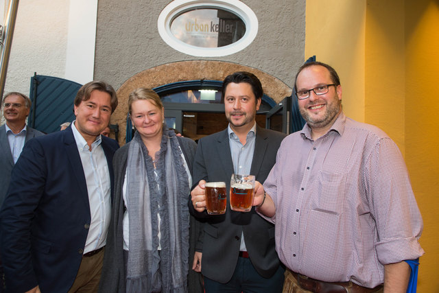 Daniell Porsche, Aglaia Porsche, Rafael Walter und Braumeister Reinhold Barta | Foto: Neumayr/MMV