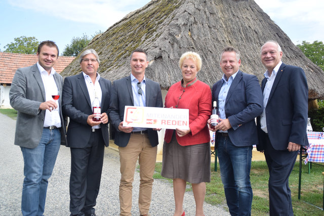 NRW-Kandidat BGF Patrick Hafner, Vizebgm. Dietmar Babos, Klubchef Robert Hergovich, LRin Verena Dunst, NR Jürgen Schabhüttl und LA Wolfgang Sodl sehen im historischen Kellerviertel Heiligenbrunn noch viel mehr Potential.