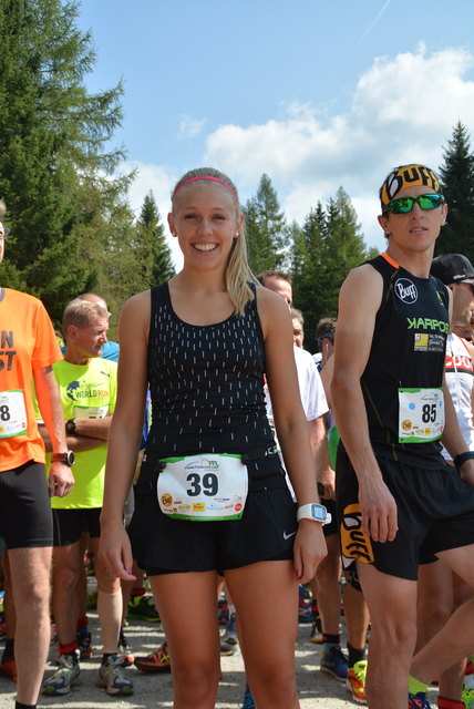 Corrina Bayr, "Hike for a smile", neben Armin Höfl vor dem Start