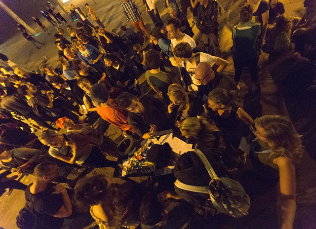 Am Schluss wird gemeinsam gefeiert. | Foto: Christian Leitner, Lizenz: CC BY-NC-ND 2.0