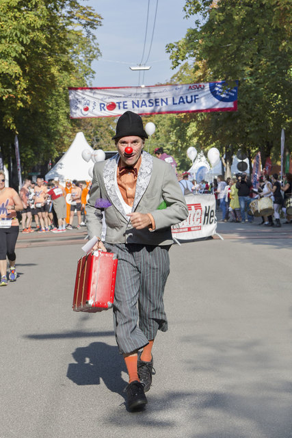 Laufen für den guten Zweck heißt es am 23. und 24. September im Bezirk Korneuburg. | Foto: Rote Nasen/Jürgen Hammerschmid