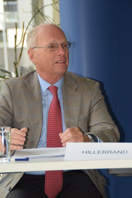 "Wir würden uns freuen, PMU-Absolventen künftig für unser Unternehmen zu gewinnen", so Ever Pharma Chef Friedrich Hillebrand. | Foto: Angelika Pehab