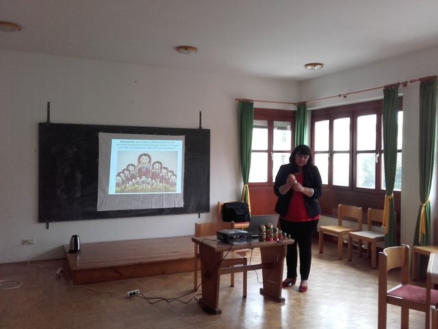 Tetyana Eberhard hielt den Vortrag über die Ukraine | Foto: KK