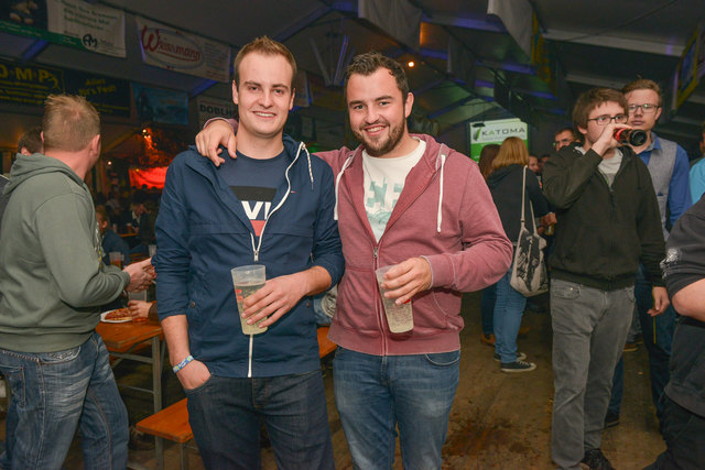 2 Kumpels sind Philipp und Daniel (v. l.)