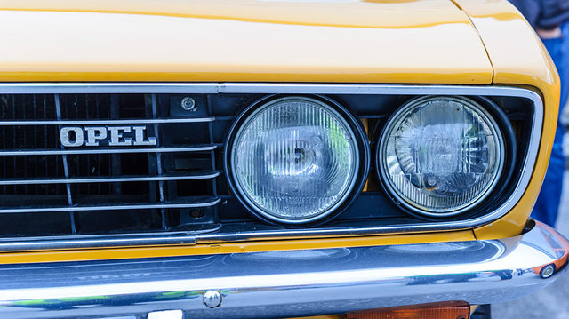 Opel Manta A 1900 beim Opel GT Treffen in Stadt Haag