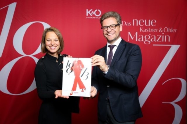 Stolz auf ihr Produkt: Marketingleiterin Andrea Krobath und Vorstand Martin Wäg. | Foto: Oliver Wolf