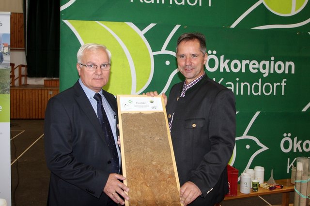Bezirkskammerobmann Johann Reisinger und Gerald Dunst.
