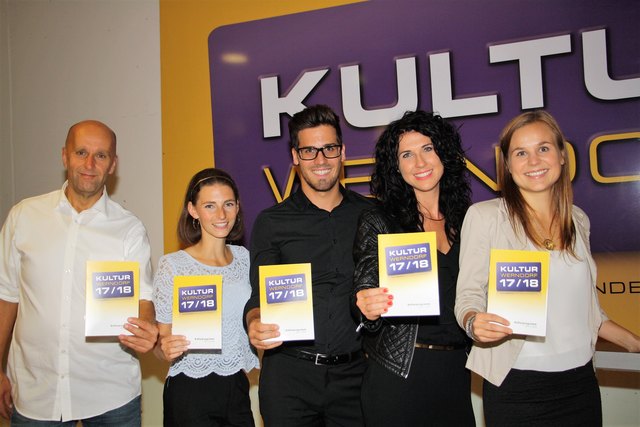 Werndorfs Kulturteam Stefan Ullrich, Tatjana und Alexander Ernst, Birgit Ulrich und Katharina Rauch präsentieren das Programm 17/18.