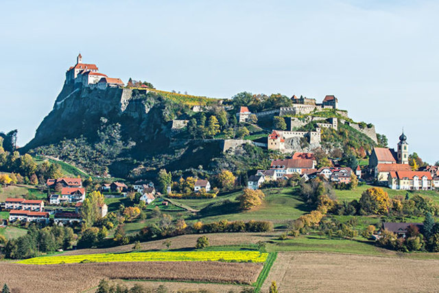Rund um die Riegersburg laden ausgesuchte Manufakturen und Betriebe zum Kulinarischen Herbst ein. | Foto: Foto: Steiermark Tourismus
