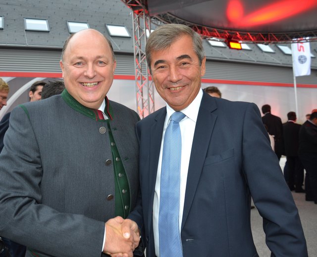 Der frühere Engel Chef Peter Neumann und CNH Präsident Andreas Klauser