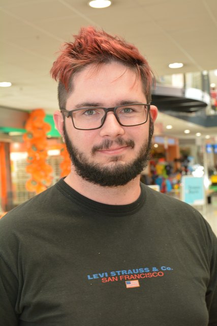 Ich bin leidenschaftlicher Autofahrer. Deshalb lohnt sich für mich das Jahresticket nicht. Bei Bedarf löse ich ein Tagesticket. | Foto: Michael Lechner, Wattens