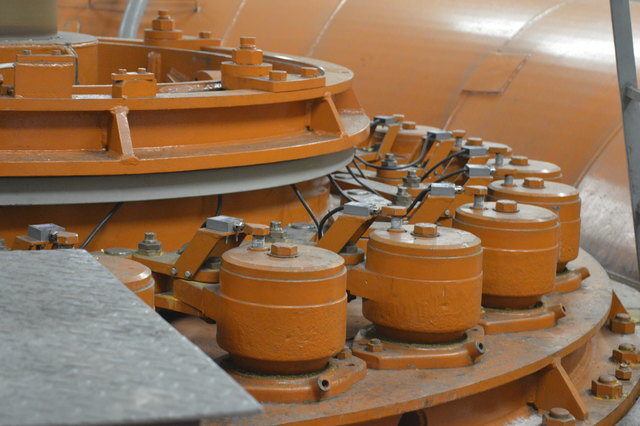 Stromabnahme an der Turbine