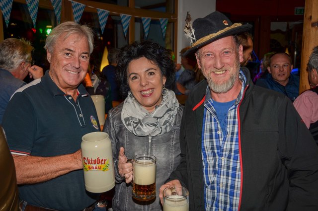 Gute Laune im Schweini's! | Foto: HP Kreidl