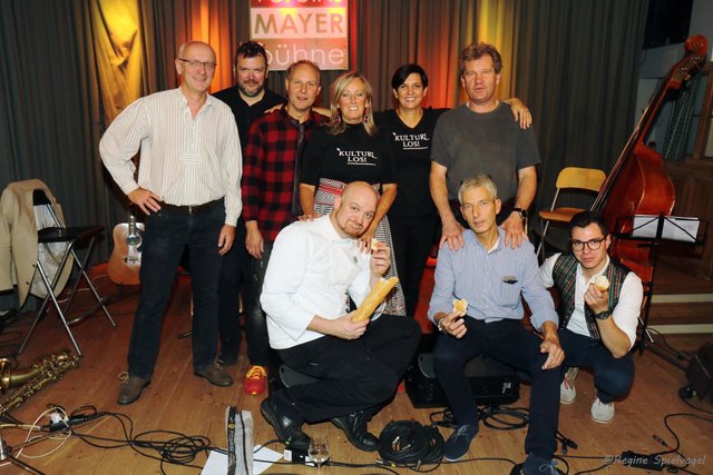 "G'schichtln aus dem Wienerwald" erzählt und gespielt, durfte sich das Publikaum am Welttag der Bühnewirtshäuser im Gasthaus Mayer von den MusikKanten zu Gemüte führen.