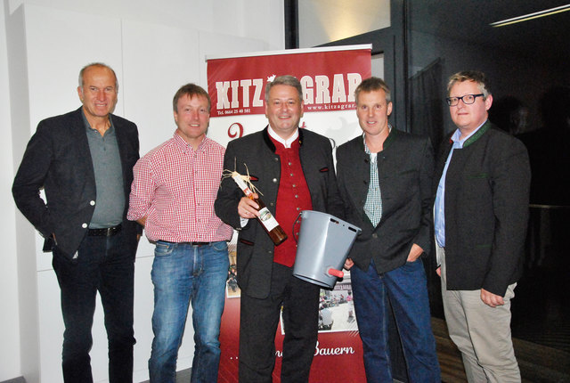 Direktor Franz Berger, GF Josef Niederstrasser, Minister Andrä Rupprechter, Obmann Josef Hechenberger und Gründungsobmann Stefan Lindner. | Foto: Eberharter