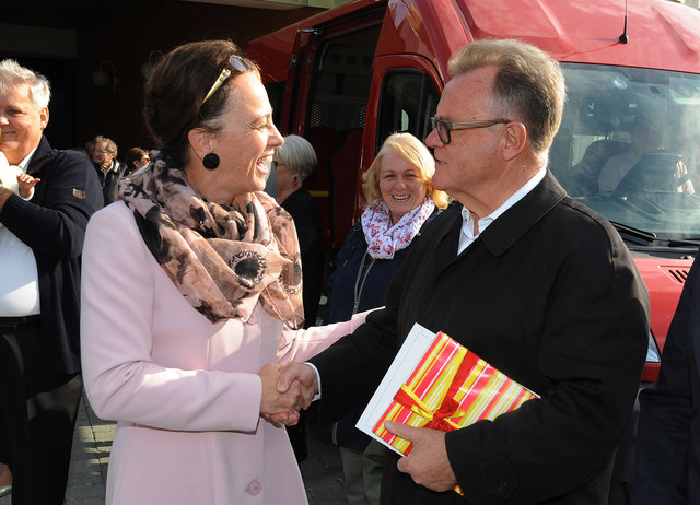 Landeshauptmann Hans Niessl im Gespräch mit Bürgermeisterin Karin Lehner. | Foto: BLMS