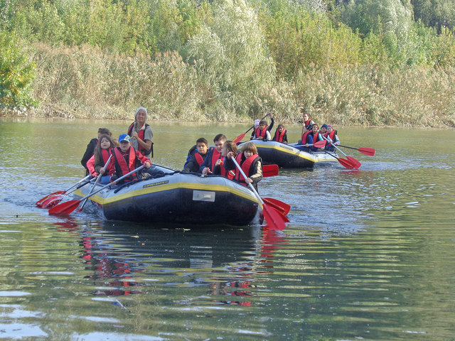 Die Fischamender Schüler auf Bootstour durch die Au | Foto: Nationalpark Donau-Auen